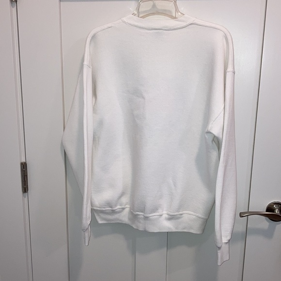 White sweat shirt with San Francisco California/ picture of Golden Gate Bridge - Picture 5 of 5